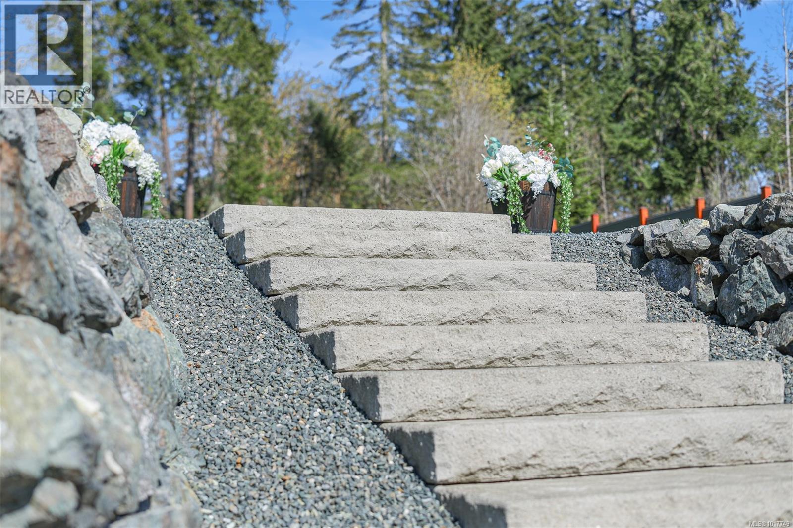 6345 Karen Pl, Port Alberni