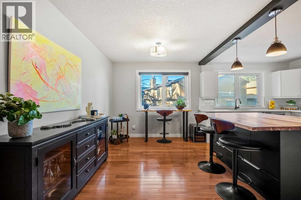 Single Family House for Sale in    Avenue SW Lakeview Calgary 