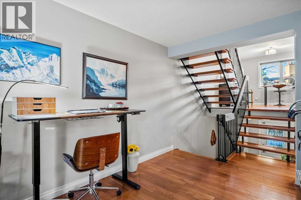 Single Family House for Sale in    Avenue SW Lakeview Calgary 