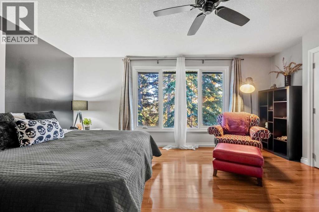 Single Family House for Sale in    Avenue SW Lakeview Calgary 