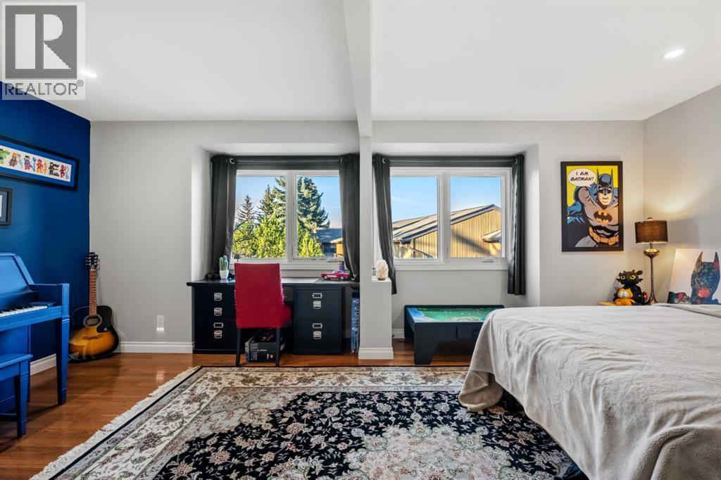 Single Family House for Sale in    Avenue SW Lakeview Calgary 