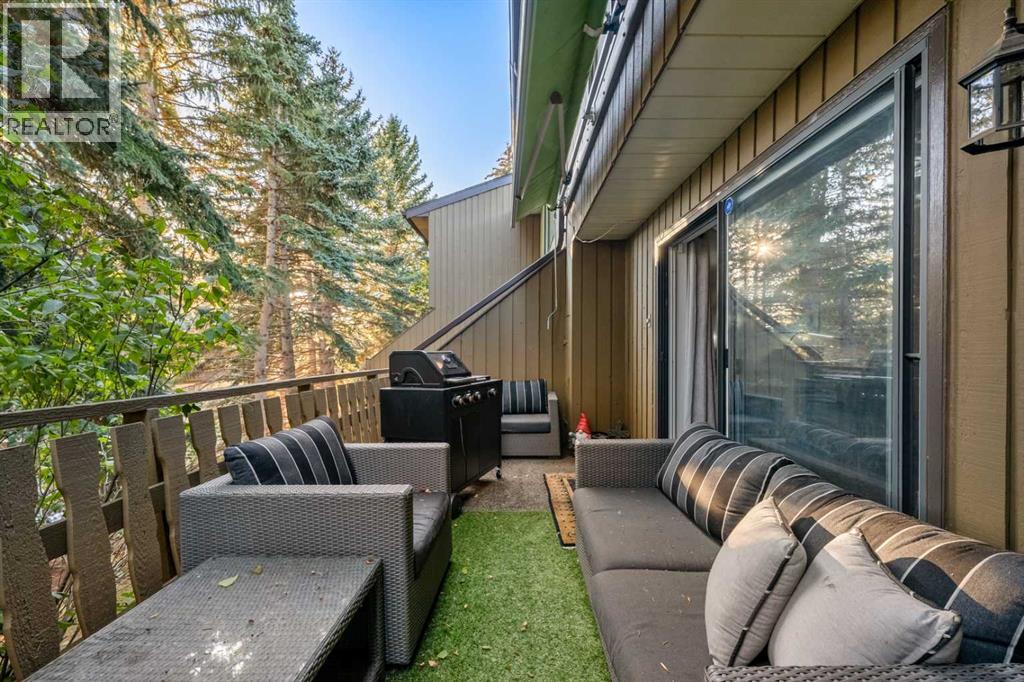 Single Family House for Sale in    Avenue SW Lakeview Calgary 