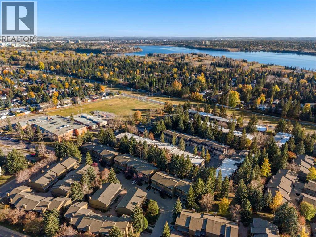 Single Family House for Sale in    Avenue SW Lakeview Calgary 