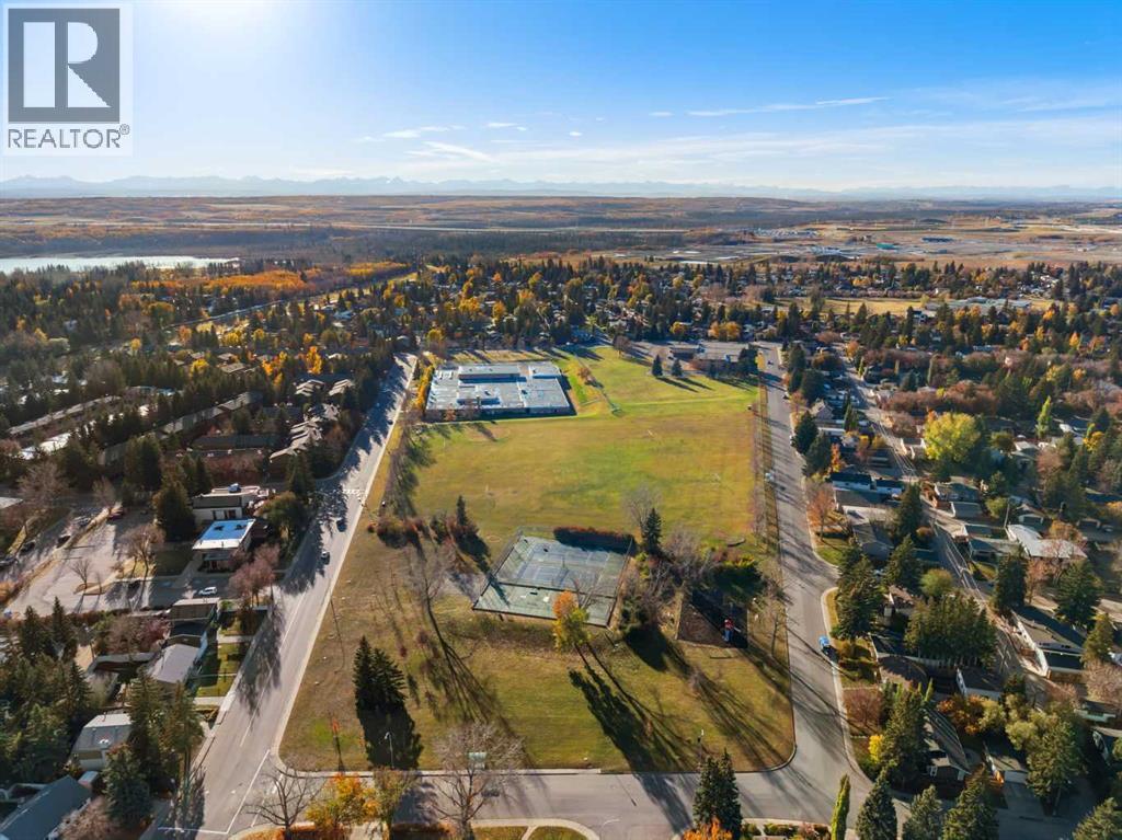 Single Family House for Sale in    Avenue SW Lakeview Calgary 