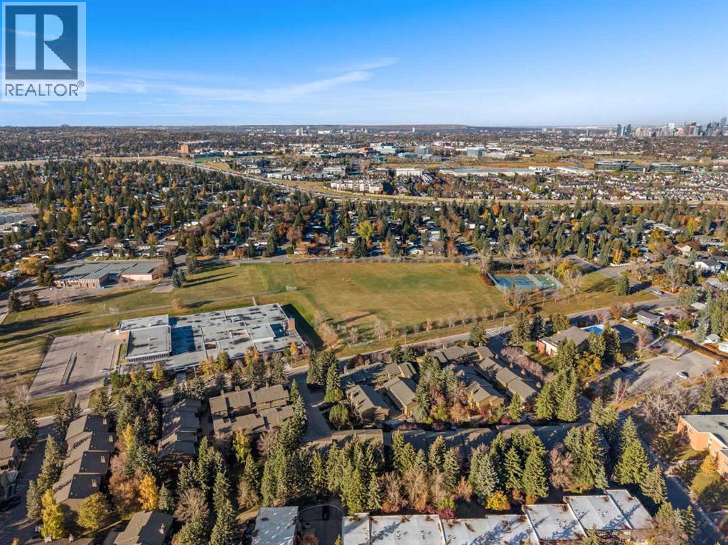 Single Family House for Sale in    Avenue SW Lakeview Calgary 
