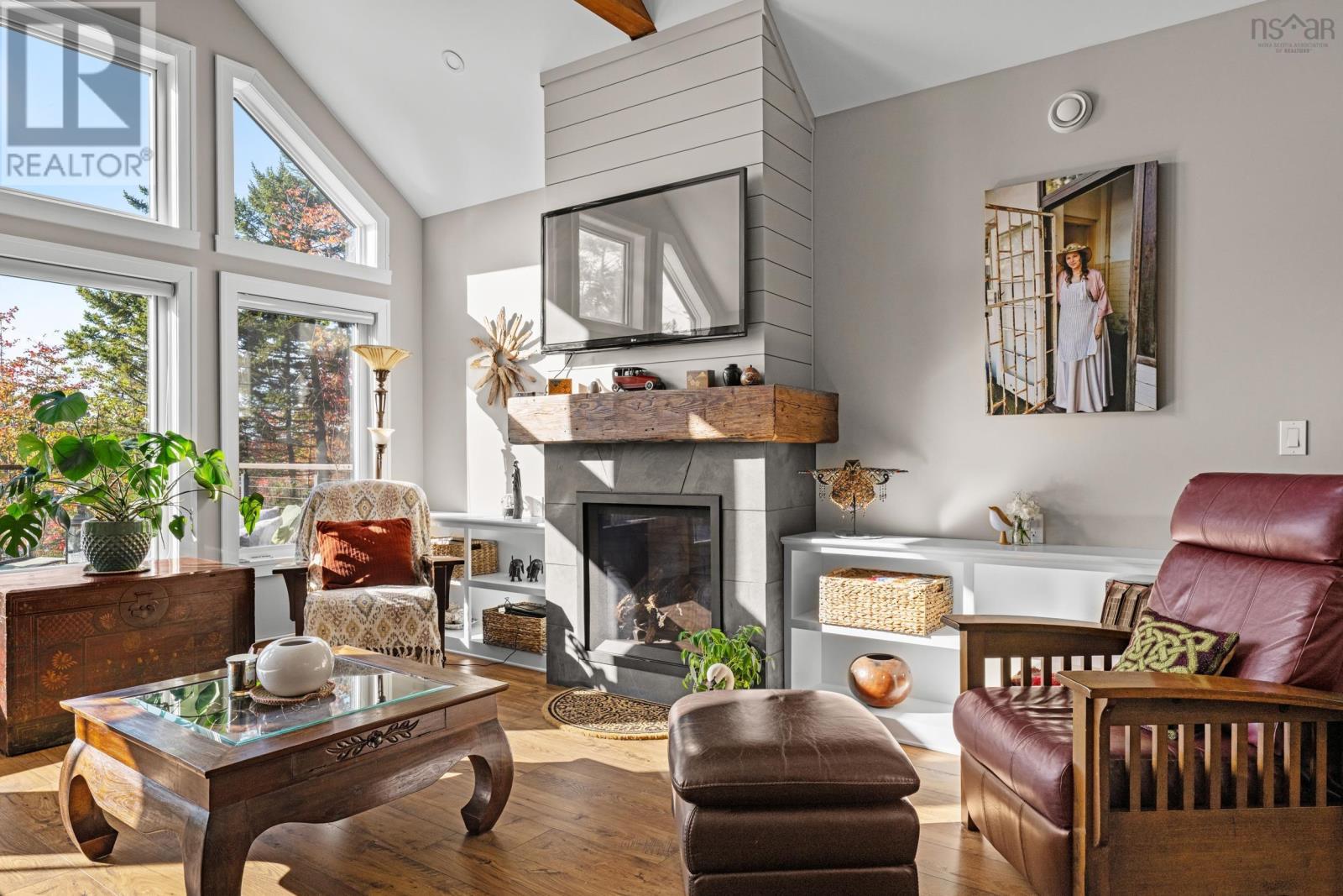 Property 25 of 46 of 250 Maple Leaf Lane