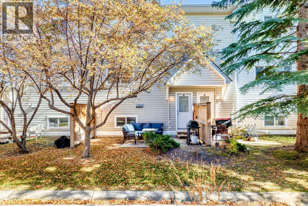 Single Family House for Sale in  Prestwick Acres Lane SE McKenzie Towne Calgary 
