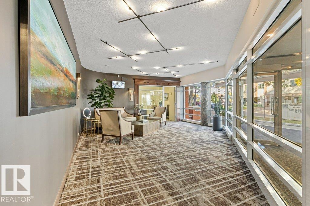 #1701 10010 119 ST NW, Edmonton