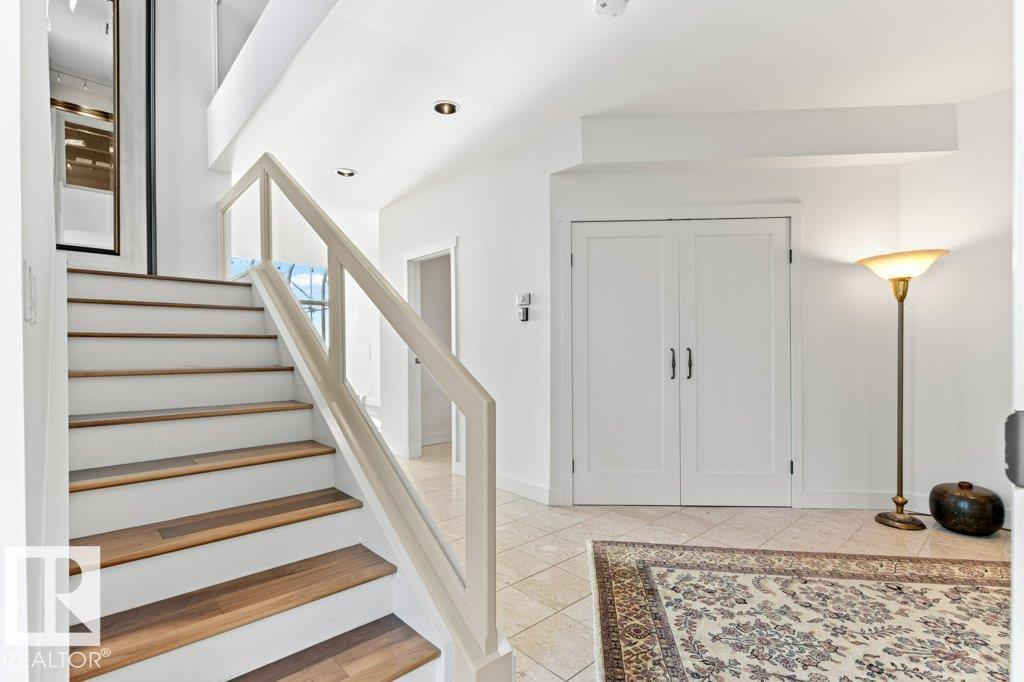 #1701 10010 119 ST NW, Edmonton