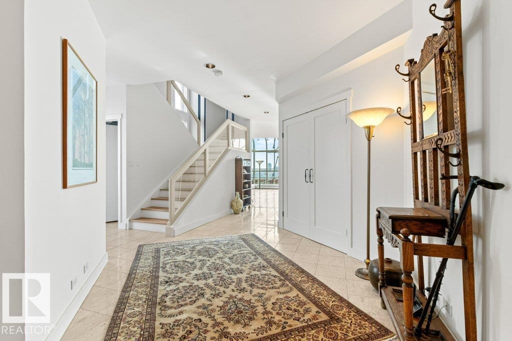 #1701 10010 119 ST NW, Edmonton