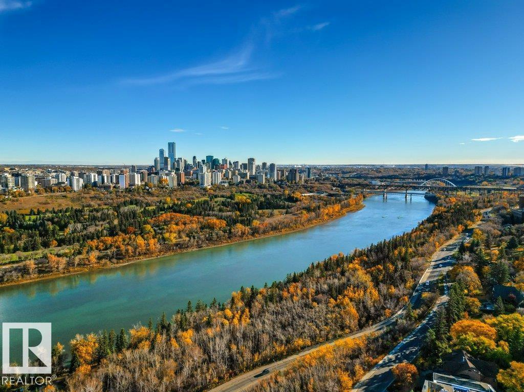 #1701 10010 119 ST NW, Edmonton