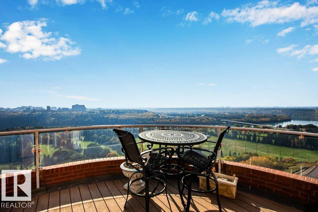 #1701 10010 119 ST NW, Edmonton