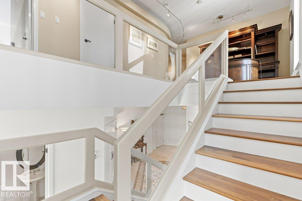 #1701 10010 119 ST NW, Edmonton