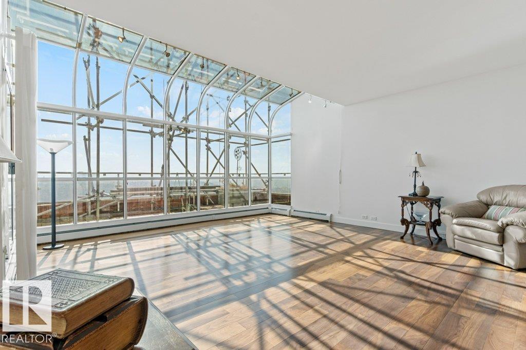 #1701 10010 119 ST NW, Edmonton