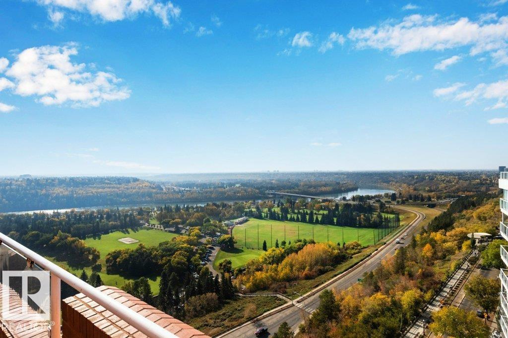 #1701 10010 119 ST NW, Edmonton