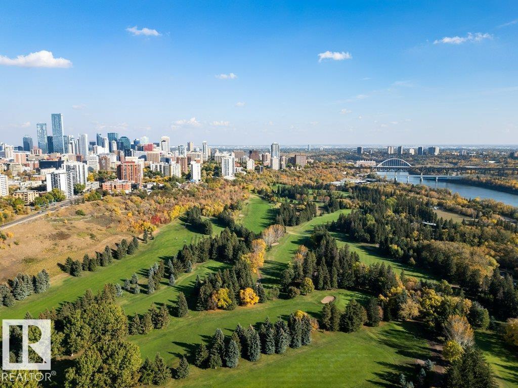 #1701 10010 119 ST NW, Edmonton