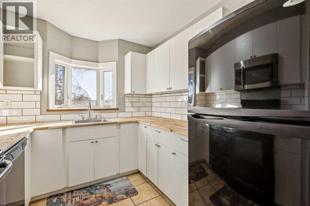Single Family House for Sale in   Garry Crescent NE Greenview Calgary 