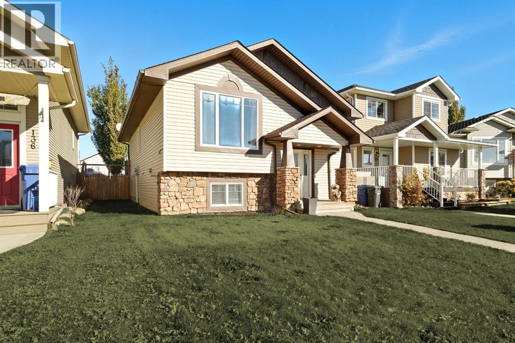 132 Heartland Crescent, Penhold