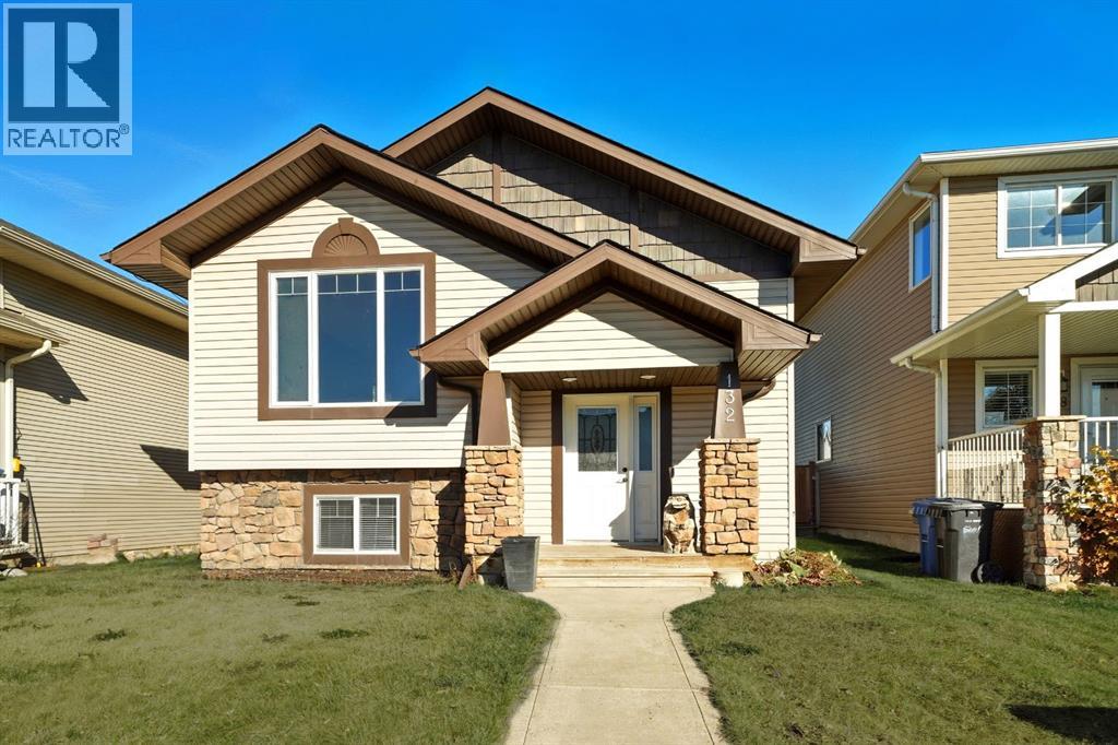 132 Heartland Crescent, Penhold