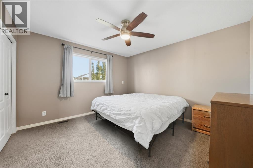 132 Heartland Crescent, Penhold