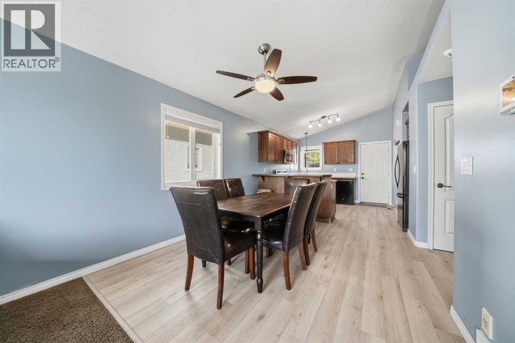 132 Heartland Crescent, Penhold