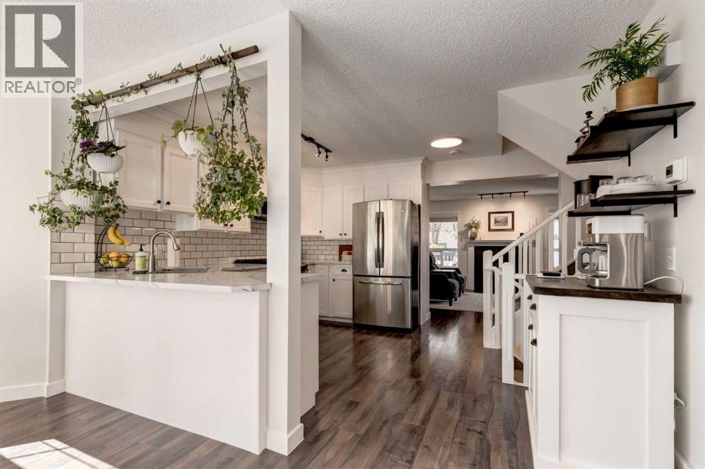 Single Family House for Sale in  Citadel Terrace NW Citadel Calgary 