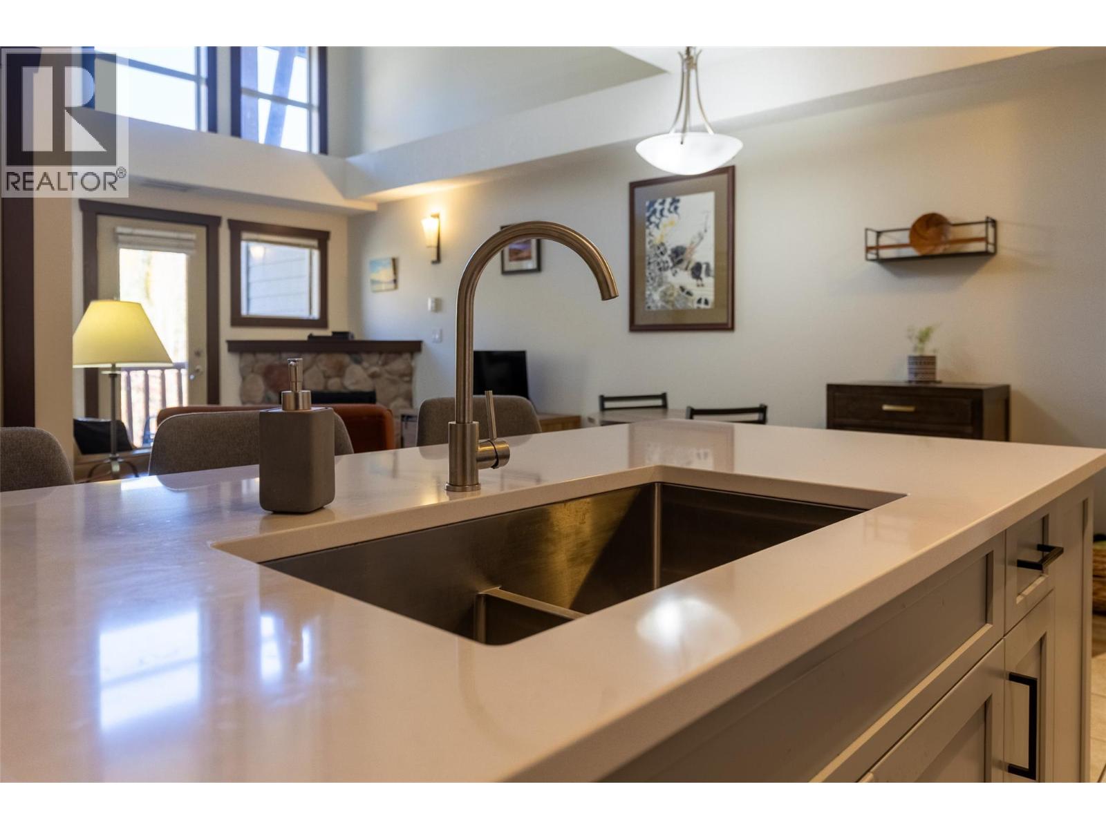 1500 McDonald Avenue Unit# 416, Fernie