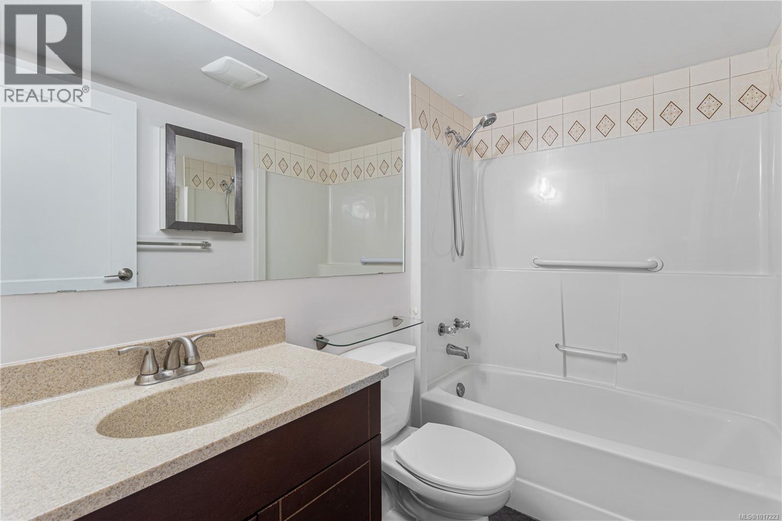 307 6715 Dover Rd, Nanaimo