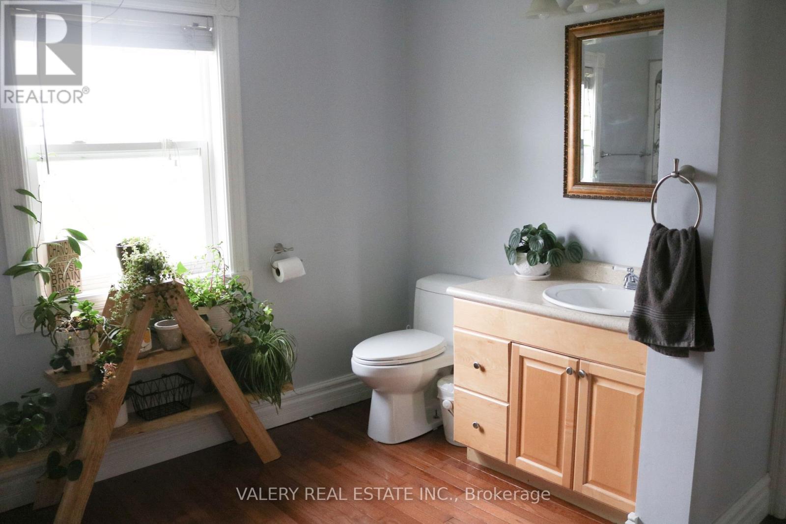 4295 HORSESHOE VALLEY ROAD W - 8
