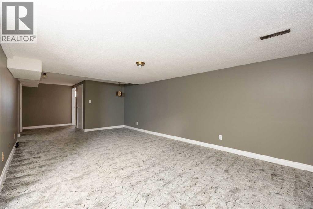 189 Ross Haven Drive, Fort McMurray