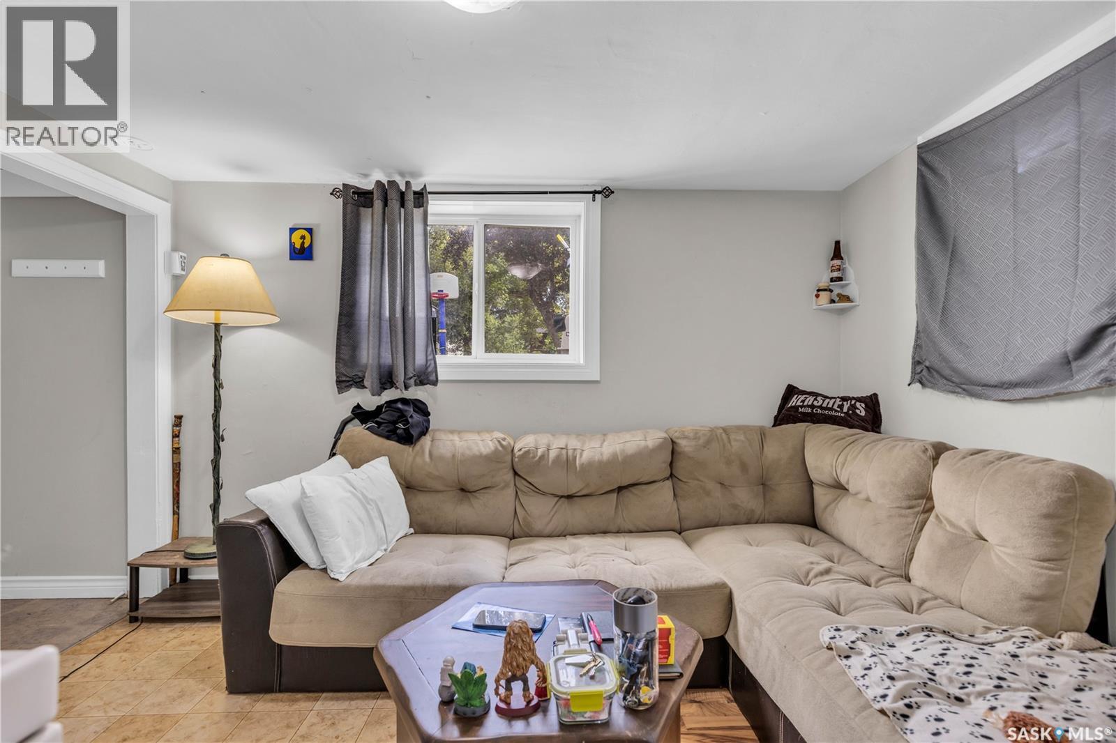 Single Family House Raised bungalow for Sale in  D AVENUE N Saskatoon 