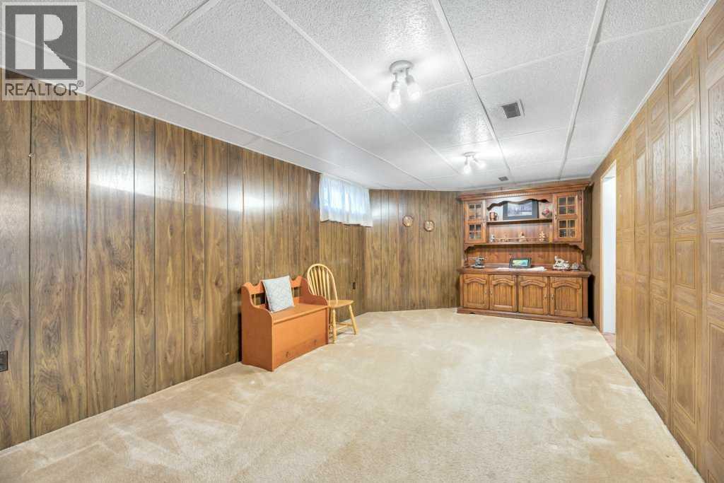 Single Family House 4 Level for Sale in  Maidstone Drive NE Marlborough Park Calgary 
