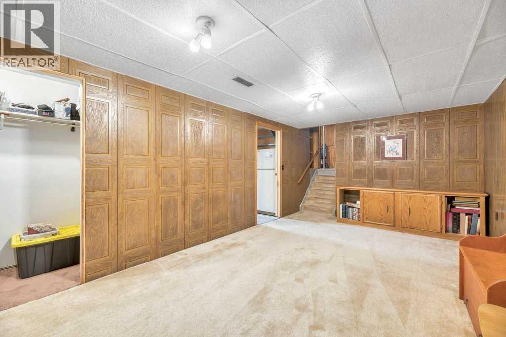 Single Family House 4 Level for Sale in  Maidstone Drive NE Marlborough Park Calgary 
