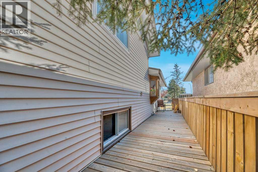 Single Family House 4 Level for Sale in  Maidstone Drive NE Marlborough Park Calgary 