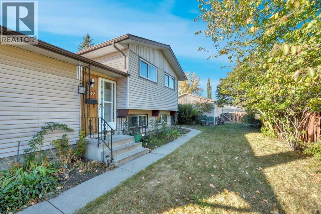 Single Family House 4 Level for Sale in  Maidstone Drive NE Marlborough Park Calgary 