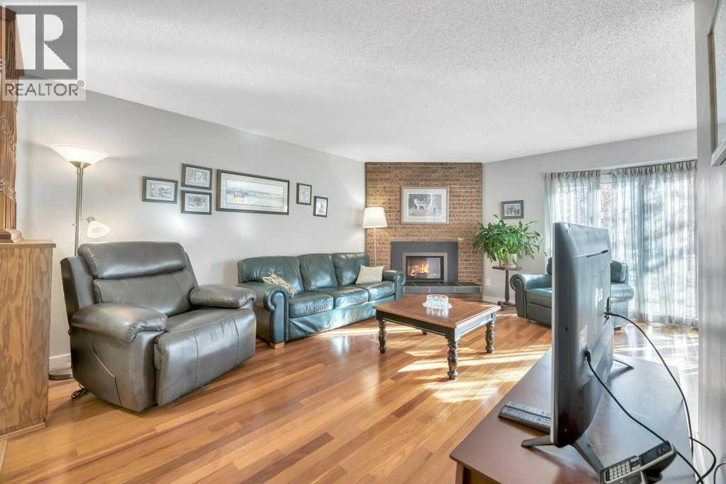 Single Family House 4 Level for Sale in  Maidstone Drive NE Marlborough Park Calgary 