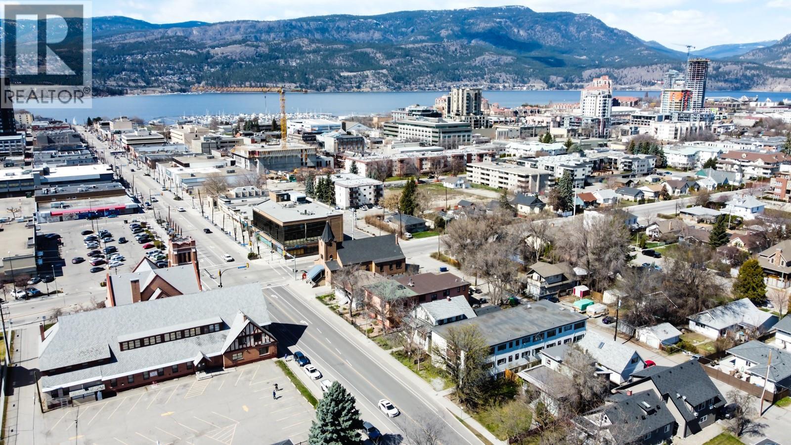  730 Bernard Avenue, Kelowna