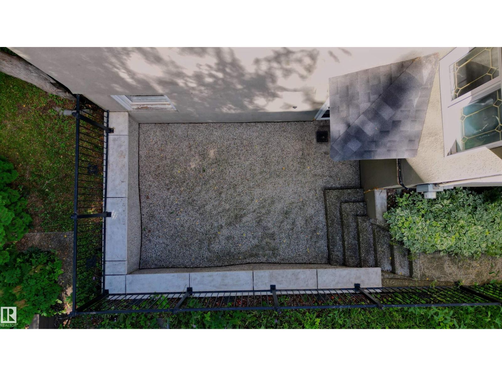 10015 97 AV NW, Edmonton