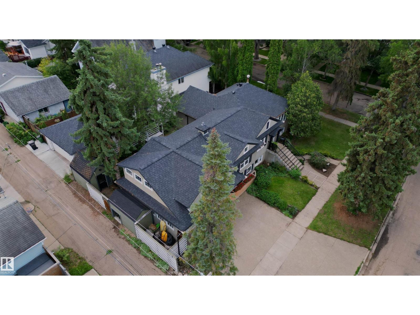 10015 97 AV NW, Edmonton