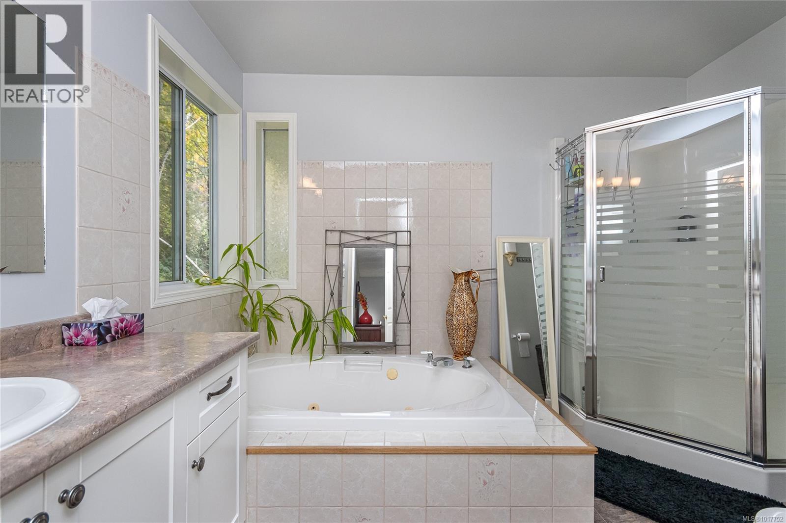 2074 Ludlow Rd, Sooke