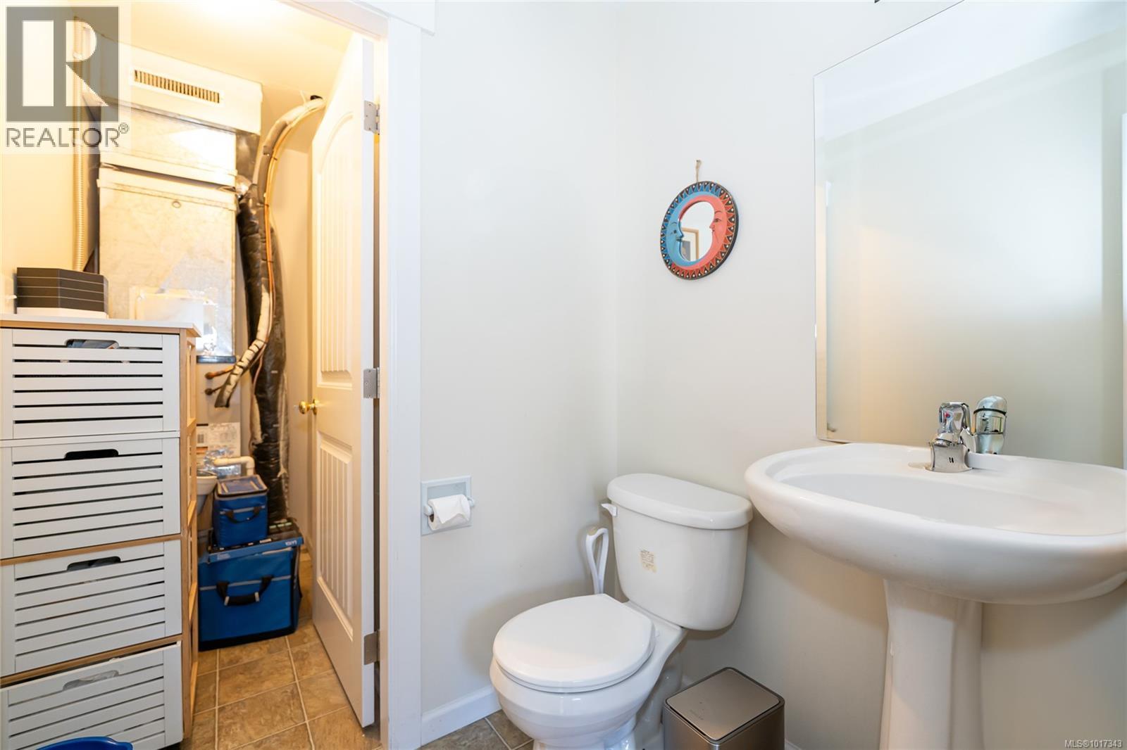 6003 Stonehaven Dr, Duncan