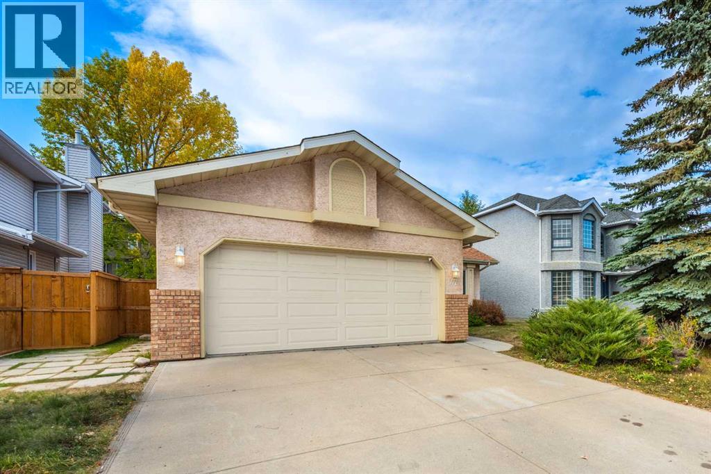 Single Family House Bi-level for Sale in  Hawkstone Drive NW Hawkwood Calgary 