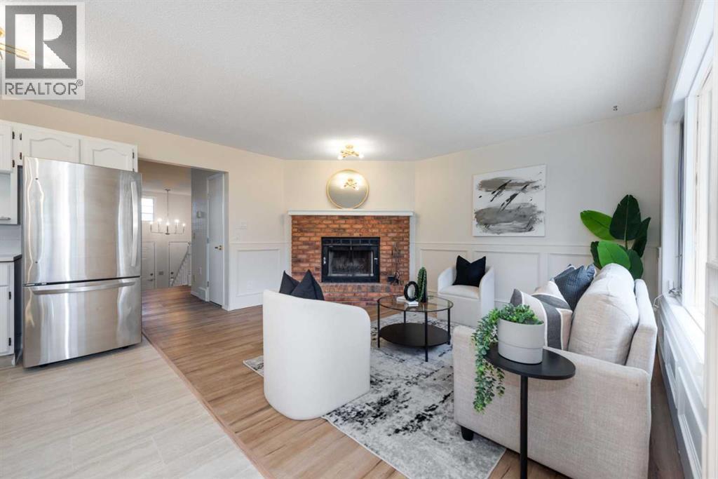 Single Family House Bi-level for Sale in  Hawkstone Drive NW Hawkwood Calgary 