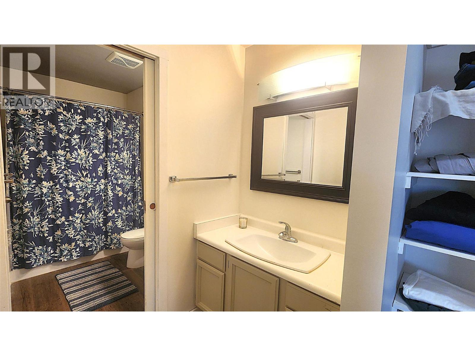 1810 SPRINGHILL Drive Unit# 10, Kamloops