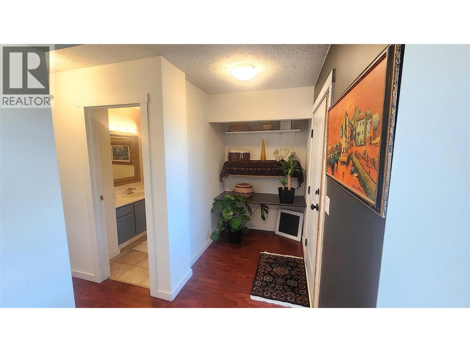 1810 SPRINGHILL Drive Unit# 10, Kamloops