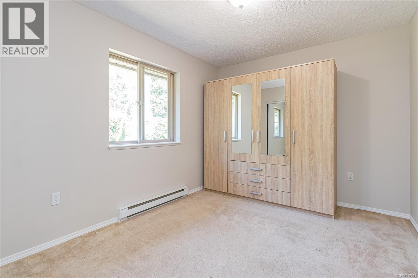 1782 Martini Way, Qualicum Beach