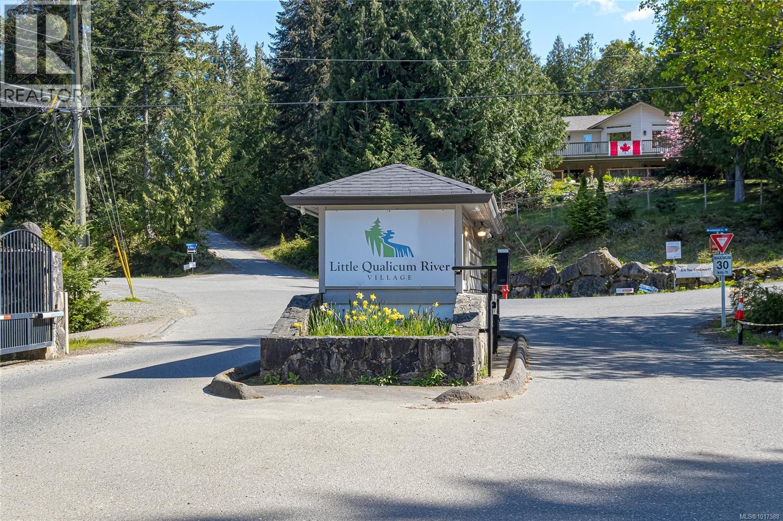 1782 Martini Way, Qualicum Beach