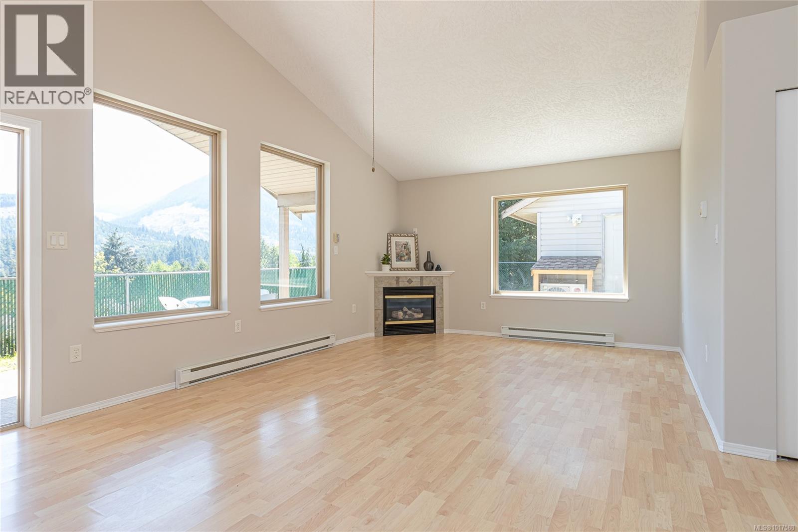 1782 Martini Way, Qualicum Beach