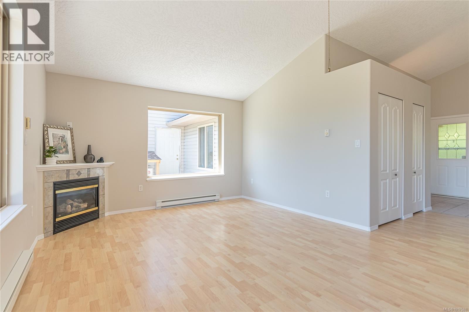 1782 Martini Way, Qualicum Beach