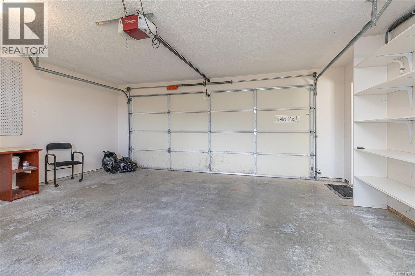 1782 Martini Way, Qualicum Beach